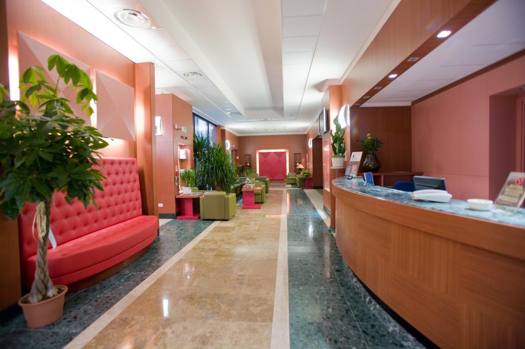Hotel Mareschi Palace Novara Buitenkant foto