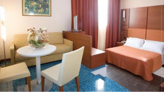 Hotel Mareschi Palace Novara Kamer foto